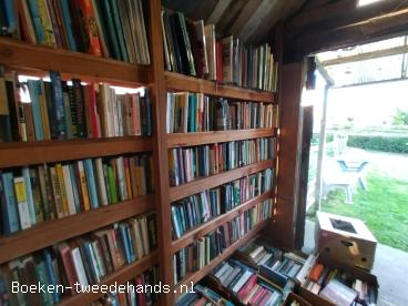 Heel veel oude boeken in Den Hoorn.